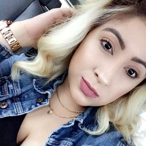 Meet your Posher, Mayra